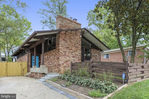 5511 Huntington Pkwy, BETHESDA, MD, 20814-1130 | Card Image