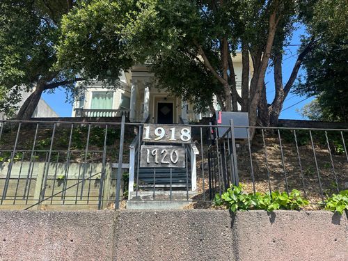 1918 Sonoma Blvd, Vallejo, CA, 94590-6016 | Card Image