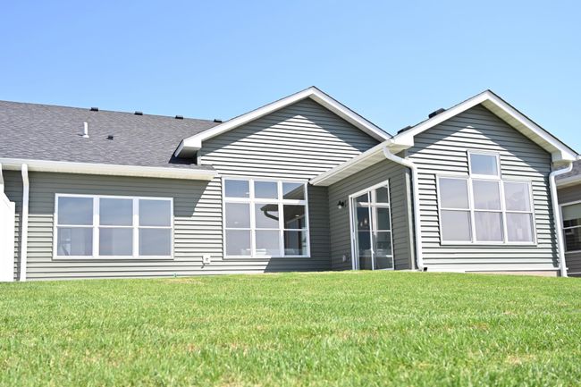 214 Ford St E, Townhouse with 3 bedrooms, 2 bathrooms and null parking in Northfield MN | Image 21