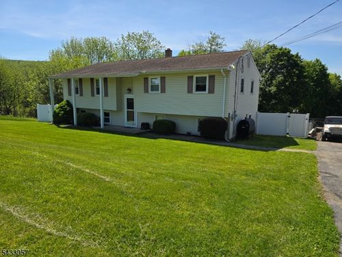 21 High Point Cir, Franklin, NJ, 07416-2143 | Card Image