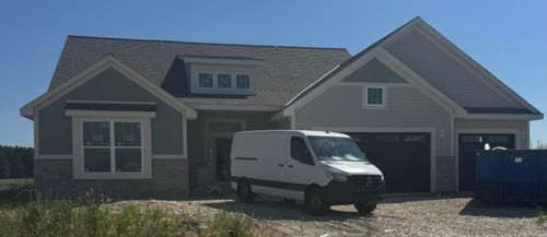 557 Talbot'S Woods Dr, Dousman, WI, 53118 | Card Image
