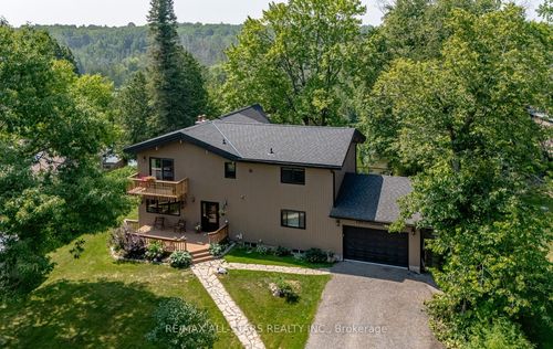 136 Riverbank Dr, Pefferlaw, ON, L0E1N0 | Card Image