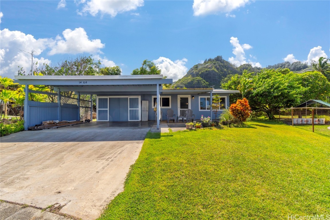 Kawaewae Way, Hauula, HI 96717