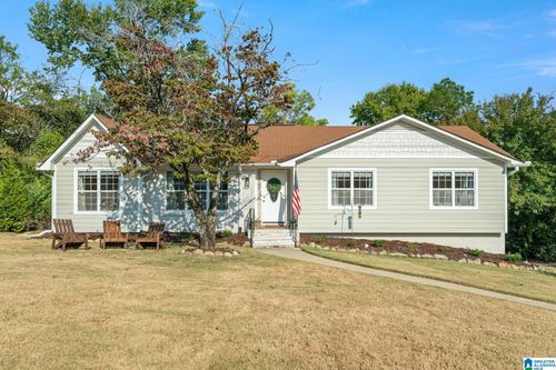 349 Shadeswood Dr, Hoover, AL, 35226-1469 | Card Image