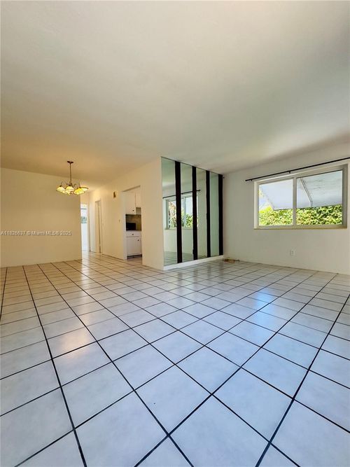 1747-1747 Ne 169th St, North Miami Beach, FL, 33162-3005 | Card Image
