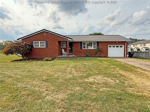 26 Winfield Ave, Winfield, WV, 25213-7661 | Card Image