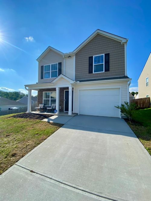 105 Rustic Ridge Dr, Easley, SC, 29640-8009 | Card Image