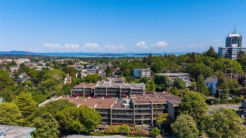 205-1419 Stadacona Ave, Victoria, BC, V8S5J3 | Card Image