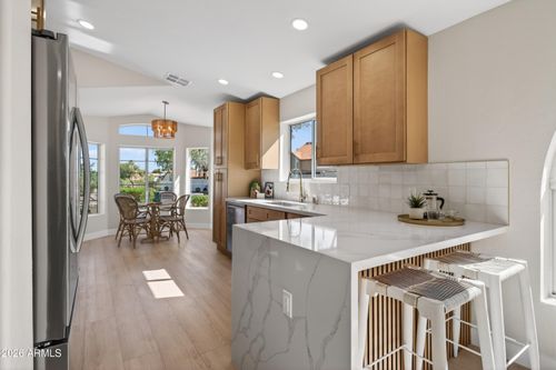 4814 E Monte Way, Phoenix, AZ, 85044-5613 | Card Image