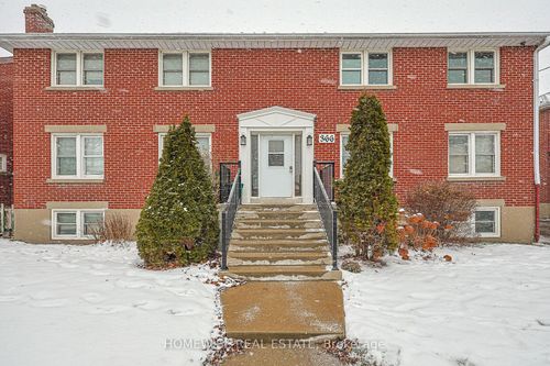 {{alt}} | Card Image