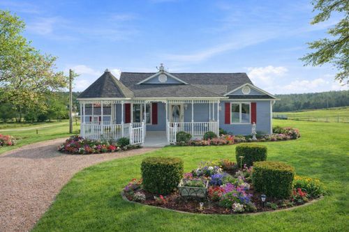 4298 Shady Grove Rd, Cabool, MO, 65689-9010 | Card Image