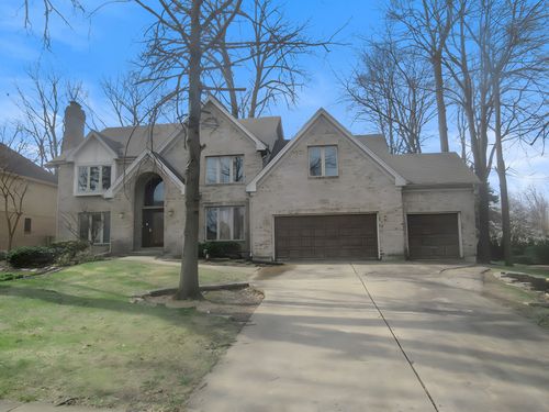 2905 Royal Fox Dr, St. Charles, IL, 60174-8702 | Card Image