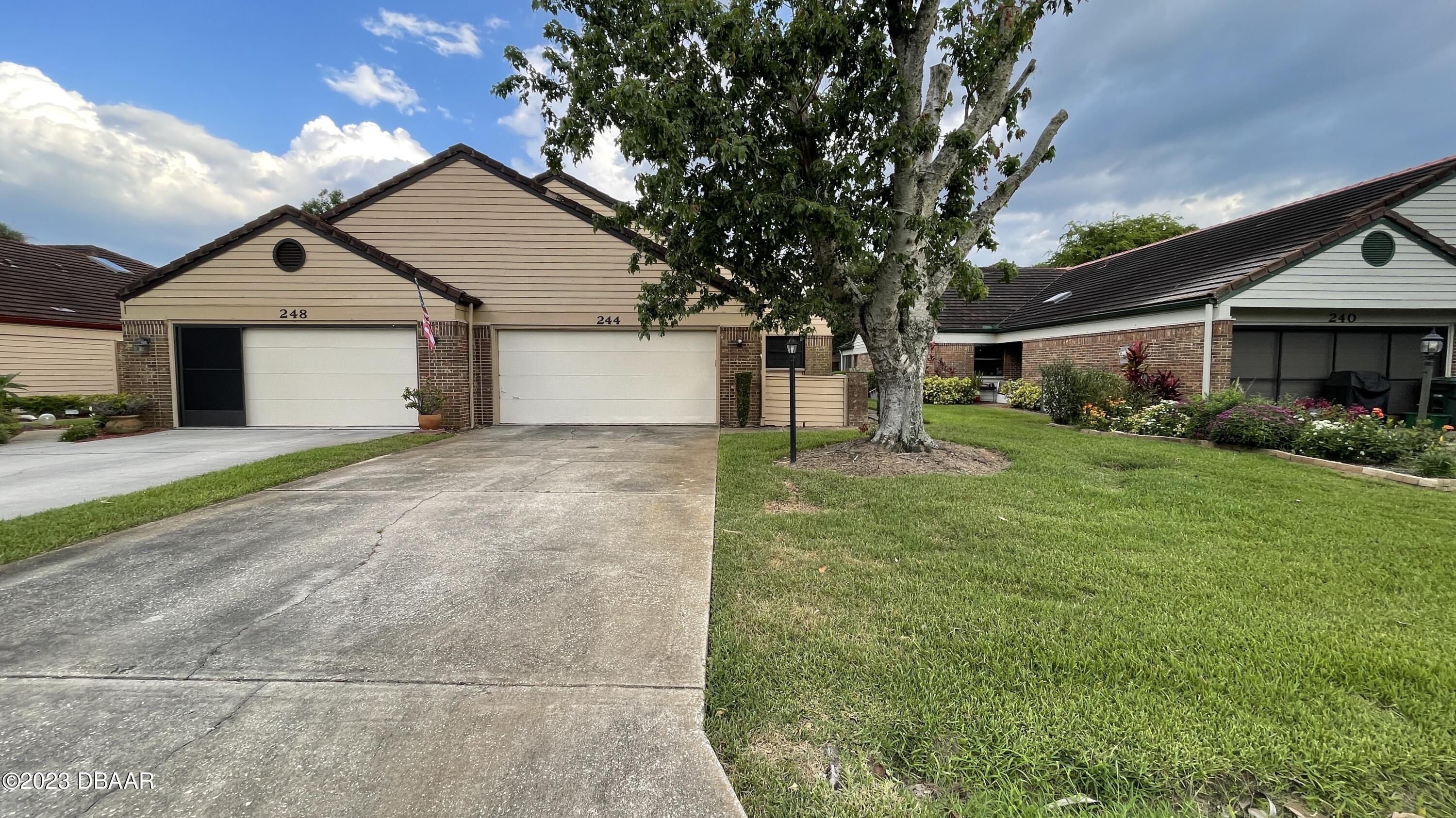 Palm Sparrow Ct, Daytona Beach, FL 32119