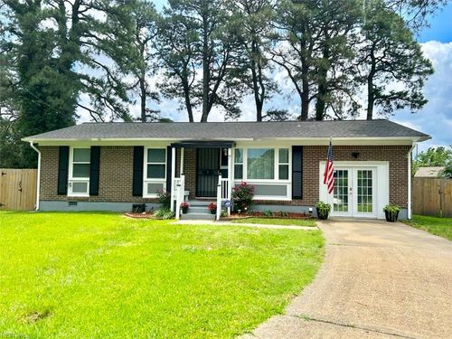 7 Jamal Ct, Portsmouth, VA, 23701-3710 | Card Image