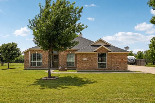 10009 Kildee Trl, Sanger, TX, 76266-7947 | Card Image
