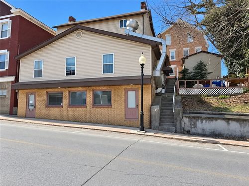 620 Carothers Ave, Carnegie, PA, 15106-3571 | Card Image
