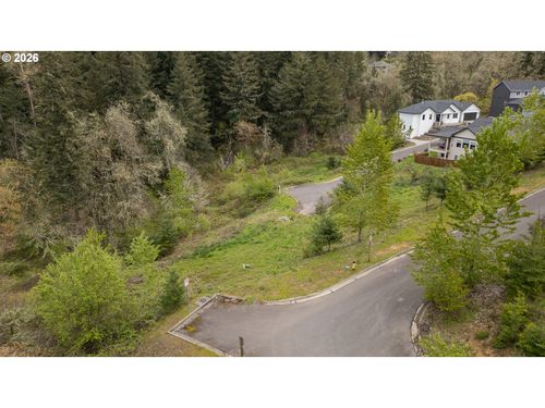 21-0 Aerie Park Pl, Eugene, OR, 97405 | Card Image