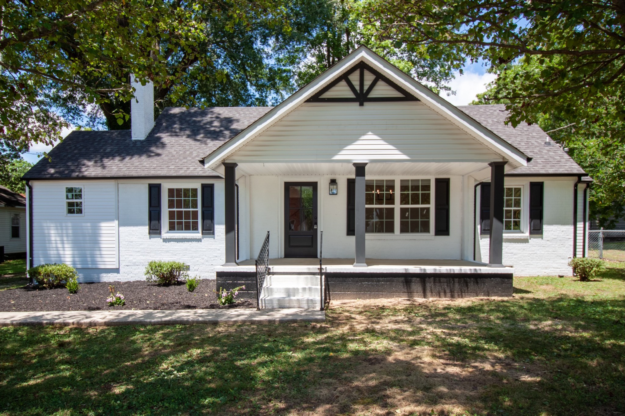 Lauderdale St, Tullahoma, TN 37388
