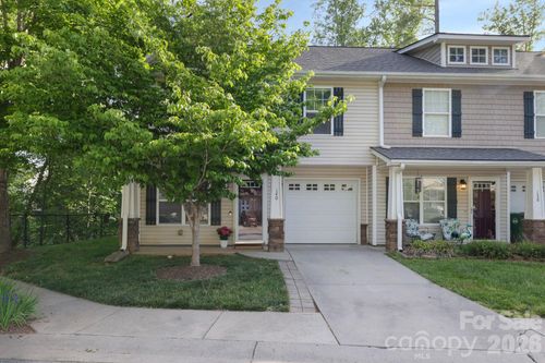 140 Thea Ln, Fletcher, NC, 28732-5631 | Card Image