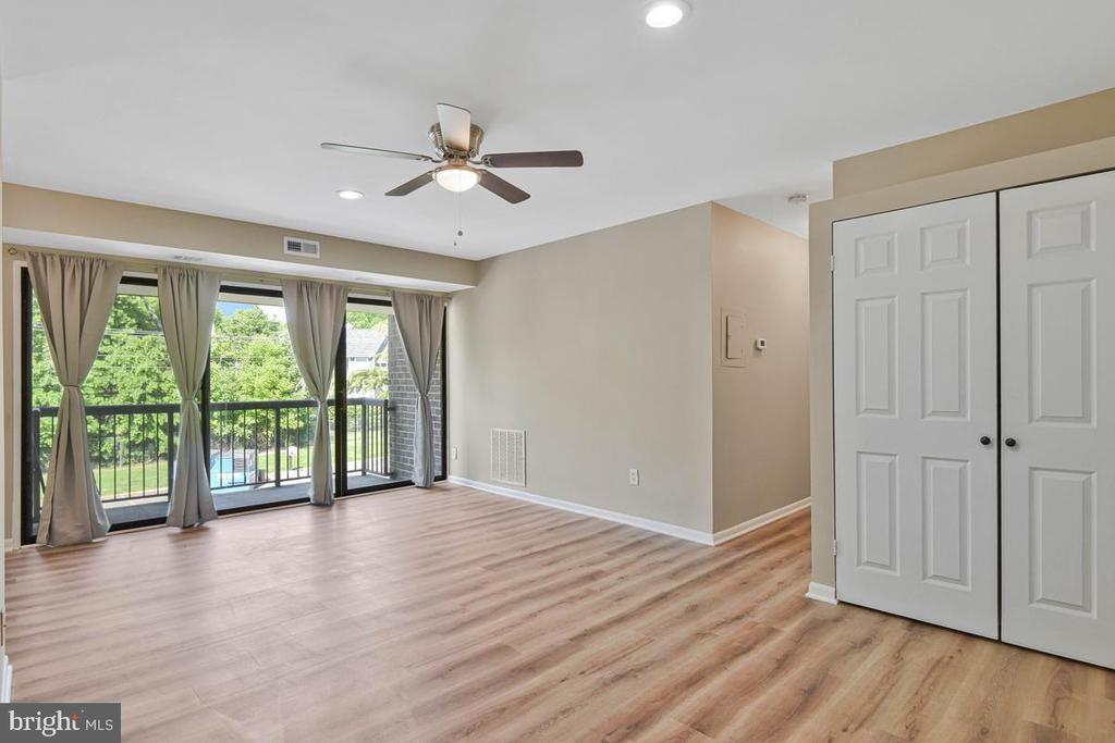 Residential in MANASSAS 2
