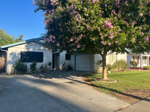 apt-a-40 College St, Woodland, CA, 95695-3371 | Card Image