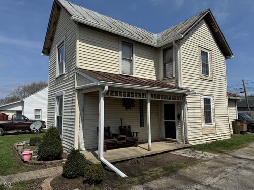 516 N Meridian St, Winchester, IN, 47394-1121 | Card Image