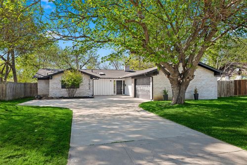 5624 Wheaton Drive, Fort Worth, TX, 76133 | Card Image