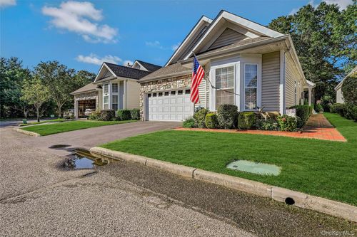517 Leisure Dr, Ridge, NY, 11961-1645 | Card Image