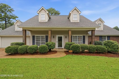 214 Indian Pines Ln, Madison, MS, 39110-9567 | Card Image