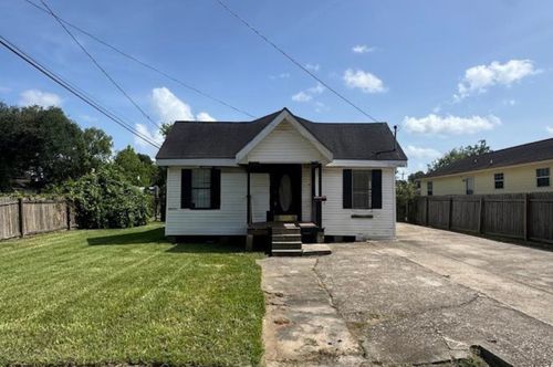 985 Brockman St, Beaumont, TX, 77705 | Card Image