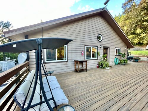 5985 Zenia Bluff Rd, Zenia, CA, 95595 | Card Image