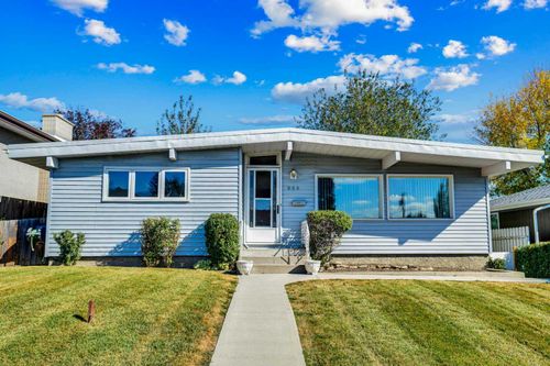 924 Mayland Dr Ne, Calgary, AB, T2E6C4 | Card Image