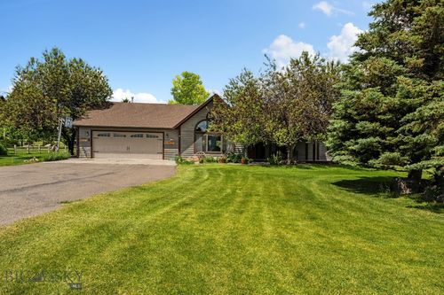 45 Sphinx Mountain Ct, Ennis, MT, 59729-8801 | Card Image