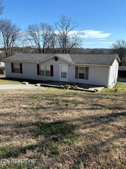 5790 N 2nd St, RUSSELLVILLE, TN, 37860-9017 | Card Image