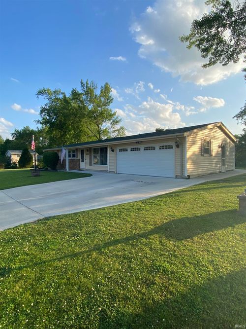 6211 Allenwood Dr, Fort Wayne, IN, 46835-2413 | Card Image