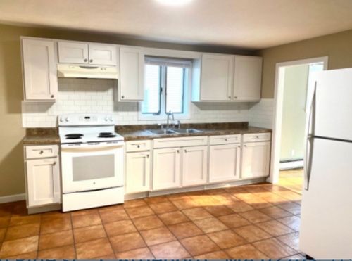 1-210 Pine St, Attleboro, MA, 02703 | Card Image