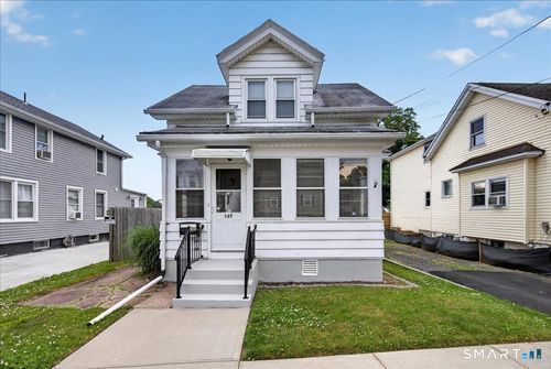 127 Oakley St, New Haven, CT, 06513-4629 | Card Image