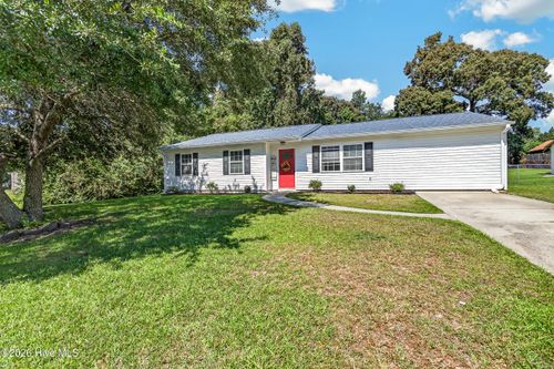 606 Duke Ct, Jacksonville, NC, 28546-8408 | Card Image