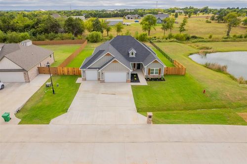 201 Blanco Bend Drive, Stillwater, OK, 74074-0000 | Card Image