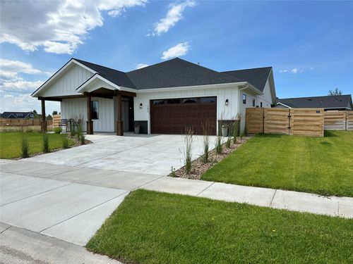 152 Antler Peak Ln, Kalispell, MT, 59901-8581 | Card Image