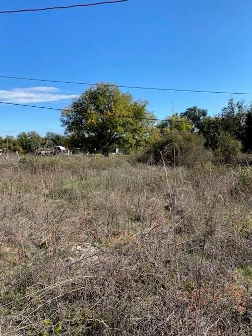 7109 Navajo Trl, Weatherford, TX, 76087-9610 | Card Image