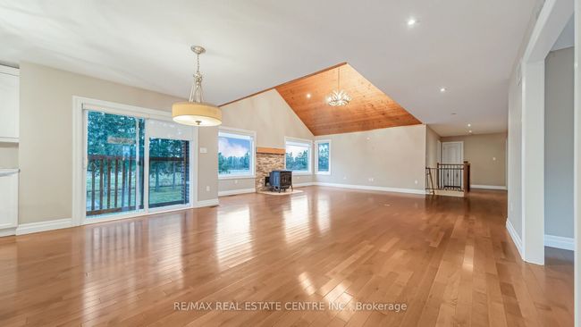 294288 - 8th Line, House other with 4 bedrooms, 4 bathrooms and 50 parking in Amaranth ON | Image 9
