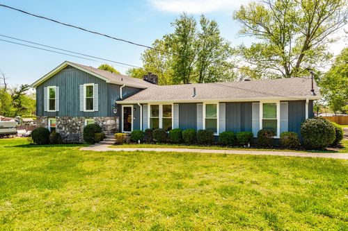 823 Cumberland Hills Dr, Hendersonville, TN, 37075-4306 | Card Image