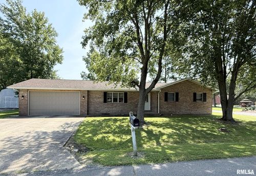 1105 Oakwood Ln, Marion, IL, 62959-4232 | Card Image