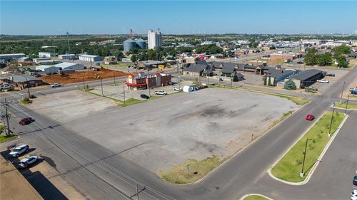 600 E Kansas Street, Weatherford, OK, 73096 | Card Image