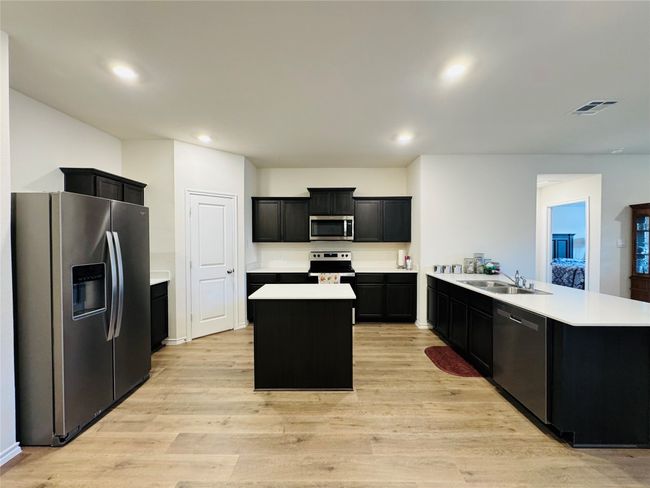 2808 Jasmine Dr, House other with 5 bedrooms, 2 bathrooms and null parking in Sherman TX | Image 5