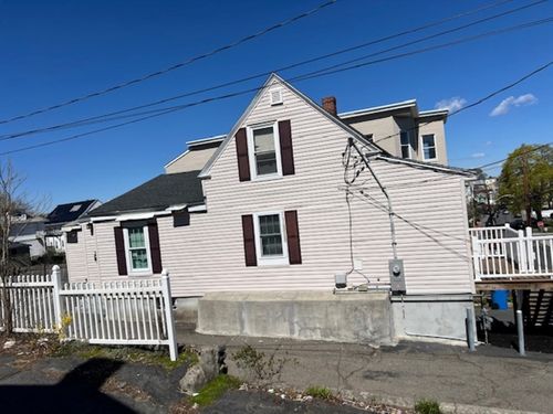 20 Montgomery St, Lawrence, MA, 01841-1209 | Card Image