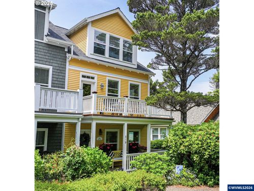 319 Kinnikinnick Ln, Depoe Bay, OR, 97341-9693 | Card Image