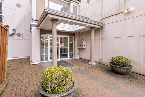 318-2678 Dixon St, Port Coquitlam, BC, V3C6L7 | Card Image