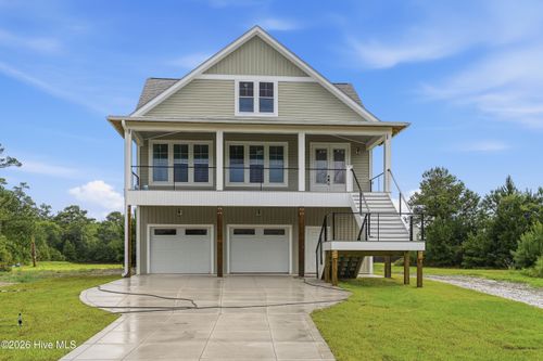 316 Landon Ln, Sneads Ferry, NC, 28460-6016 | Card Image